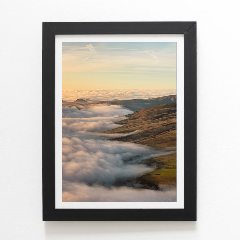Les vagues de nuages le long des sommets du Sancy